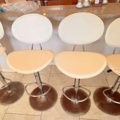 KAS028 - Four Swivel Bar Chairs w/ Footrest