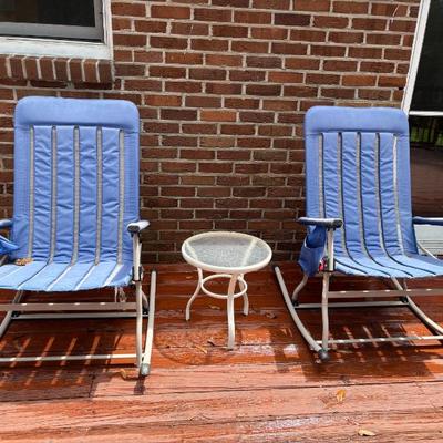 chair $14
3 available
table $12
2 available
