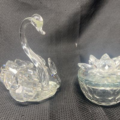 Glass Swan And Lotus Dish