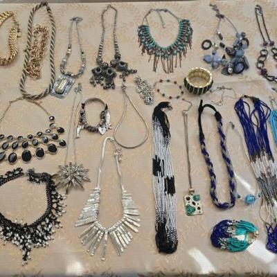 Sale Photo Thumbnail #20