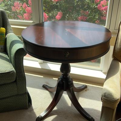 Barrel Side Table 