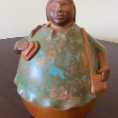 Chulucanas Peruvian Woman Sculpture