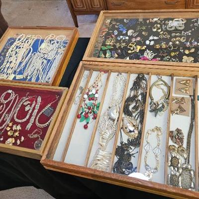 Sale Photo Thumbnail #48