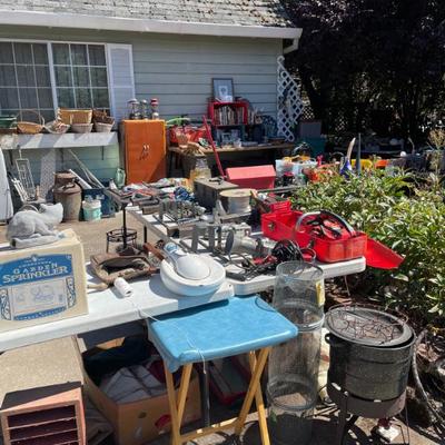 Estate sale photo