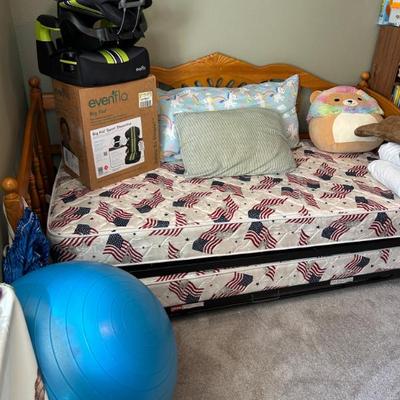 Sale Photo Thumbnail #144