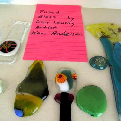Sale Photo Thumbnail #31: Kari Anderson art glass