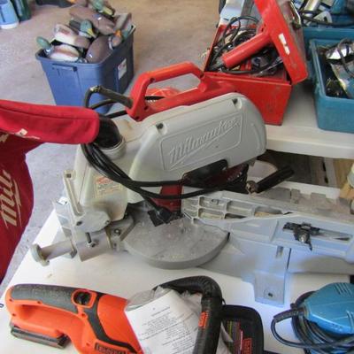 Sale Photo Thumbnail #337: Milwaukee compound miter saw