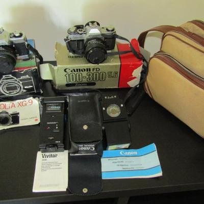 Sale Photo Thumbnail #218: Vintage cameras