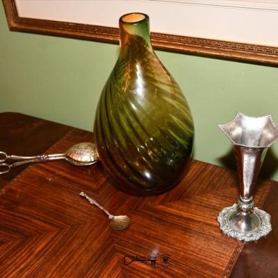 184 dining room