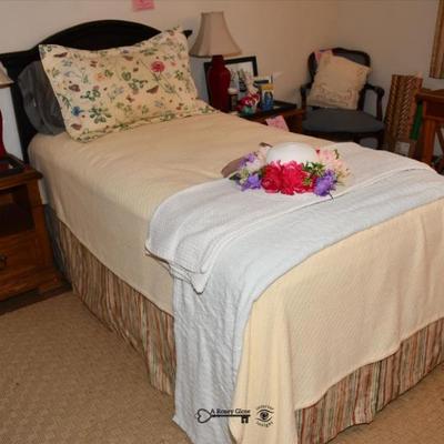 393 bedroom b