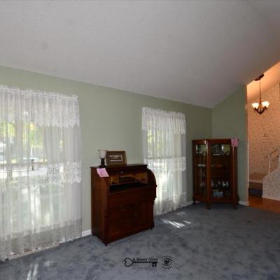 085 living room