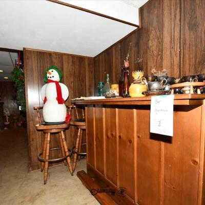 839 storage room