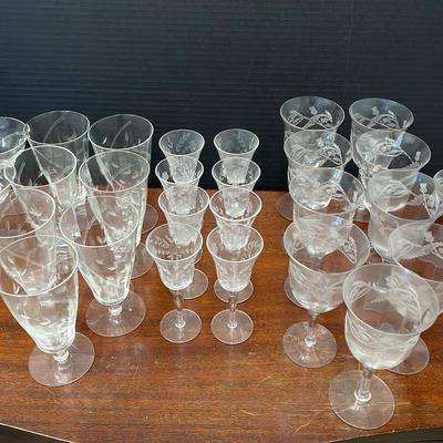 Multi Pattern Crystal Water And Wine Glasses