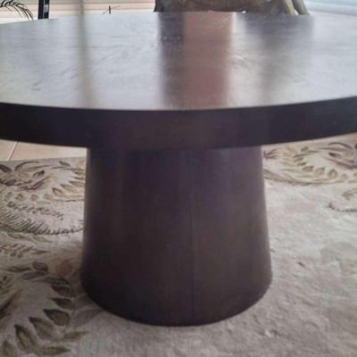 5 Ft. Diameter Round Wood Dinning Room Table with Glass Top 