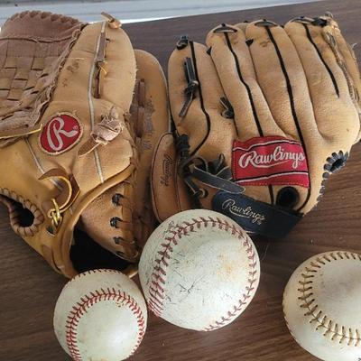 Rawlings Baseball Mitts And Balls