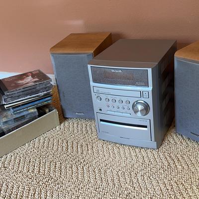 Vintage Aiwa Stereo System with Speakers & CD Collection 