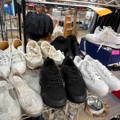 Sale Photo Thumbnail #399