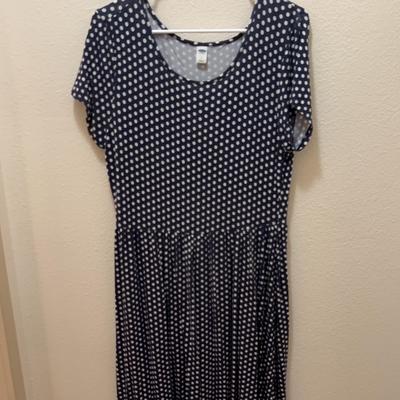 Old Navy Polka Dot Navy Blue Mid Length Dress - Size L