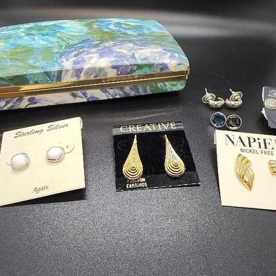 Misc Jewelry - Gold, Silver, Stone Earring Sets With Flower Print Earring Jewelry Box