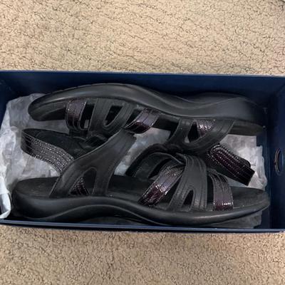 SAS Glitter Velcro Hook Black Sandals - Size 9
