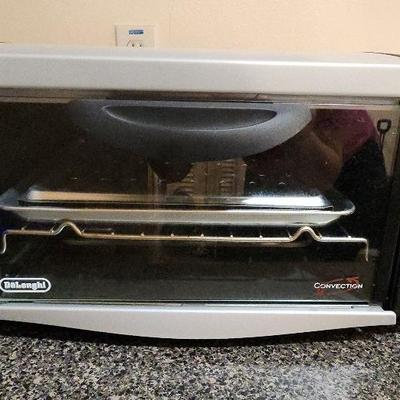 DeLonghi Countertop Convection Oven, Working, Clean, Black & Silver Finish, 00llll