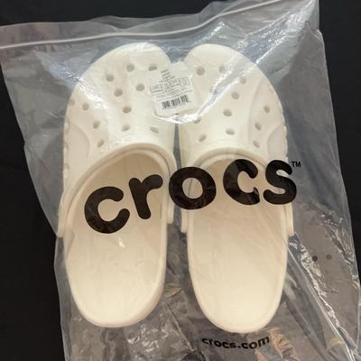 Like NEW - Classic White Crocs, Size M11/W9