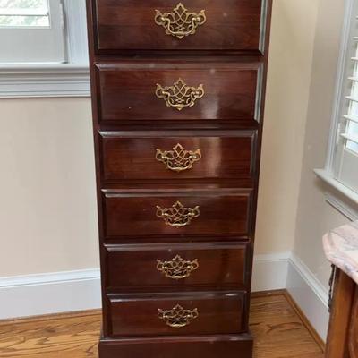 Antique 7-Drawer Dresser