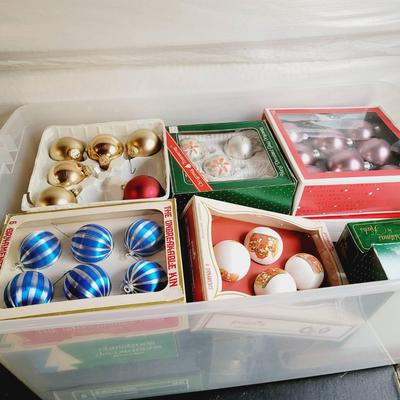 Christmas Decor Ornaments - Many Glass, Many Vintage - Large Tote Lot - Must See Photos! 