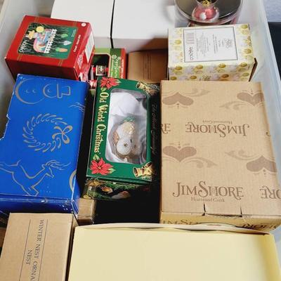 Christmas Decor - Ornament Lot - Jim Shore Old World Owls Mice and More Many with Boxes 