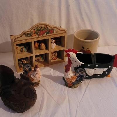 Country Primitive Chicken Rooster Hen Decor Lot