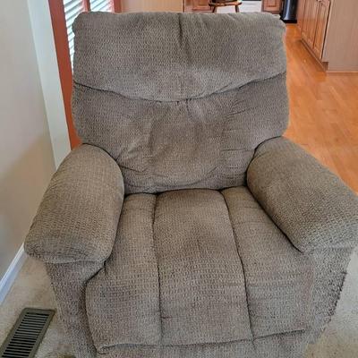 Large Brown Recliner - Has Cat Wear And Some Stains Good For Kids