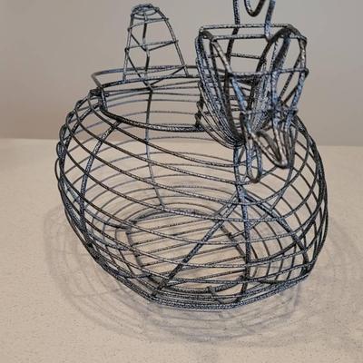 Wire Chicken Hen Egg Basket Country Primitive Kitchen Farm Décor