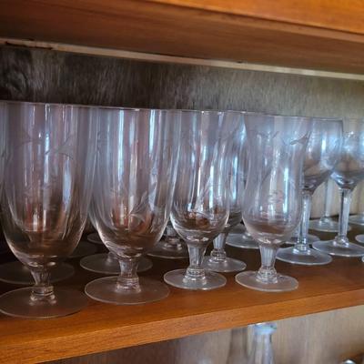 Princess House Etched Glasses - 8 Water 8 Parfait 8 Wine & 8 Champagne - 32 piece Lot 