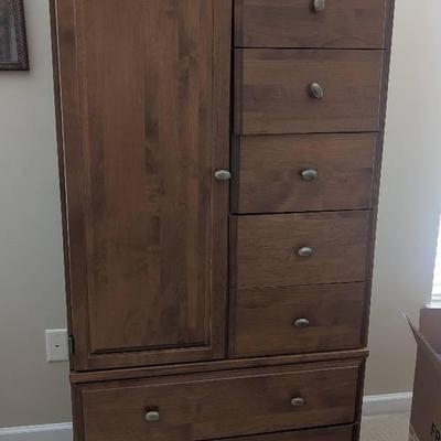 Door And Drawer Chest 