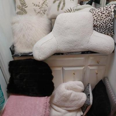Sale Photo Thumbnail #94