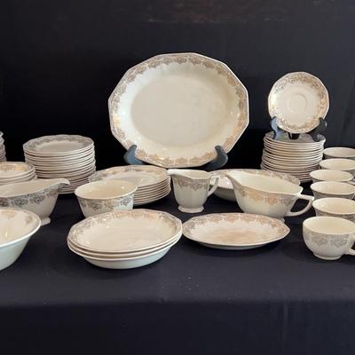 Royal China 22K Gold Duane Large Set