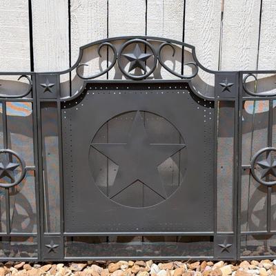 Texas Star, Metal fireplace screen