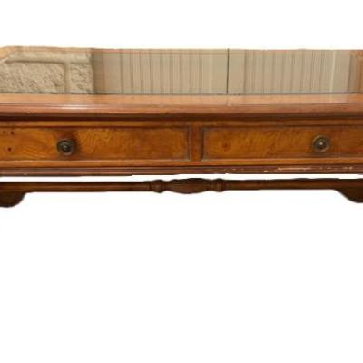 Dark Wood Coffee Table With Glass Insert And Storage!