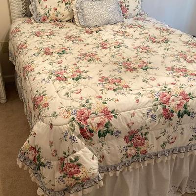 Wicker Queen Bed with Sealy Mattress & Bedding Set
