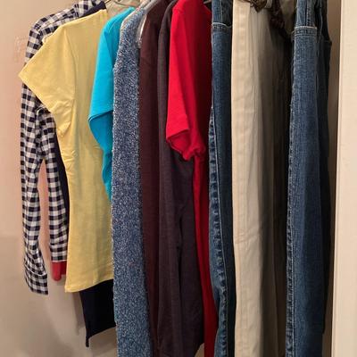 Women’s Clothing Collection – Size 8 Pants, M-XL Tops