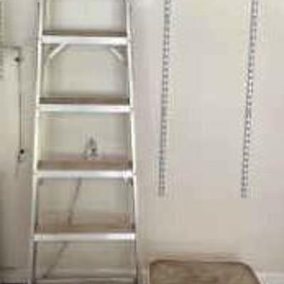 Davidson 8-Foot Aluminum Ladder & Two Small White Tables