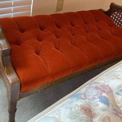 Provincial-Style Rust Tufted Bench