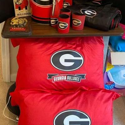 Georgia Bulldogs Fan Collection – Home & Tailgate Essentials