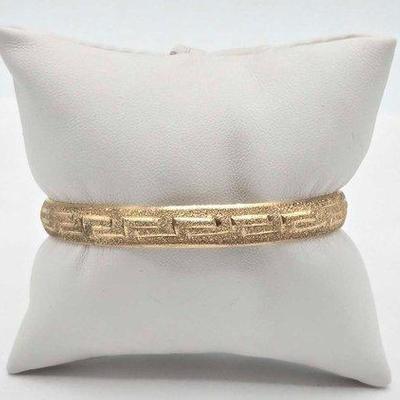#814 • 10k Gold Frosted Bangle, 5.7g
