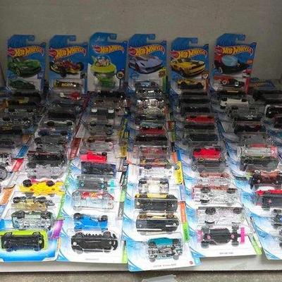 2446 • (98) hot wheel die cast cars