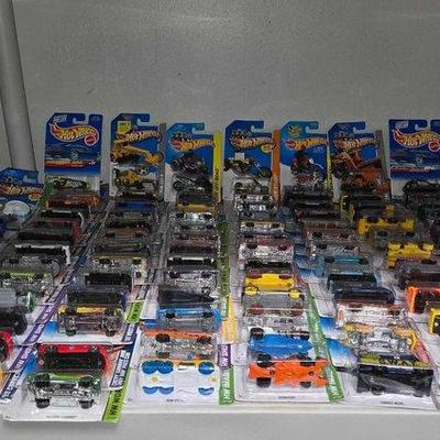 2434 • (99) hot wheel die cast cars