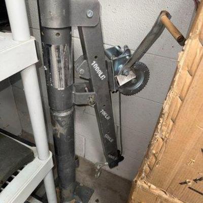 2574 • hitch engine hoist