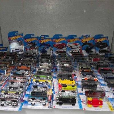 2454 • (100) hot wheel die cast cars
