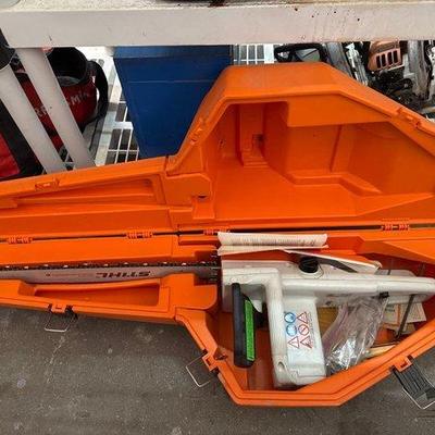 2214 • stihl e 20 chain saw in portable case