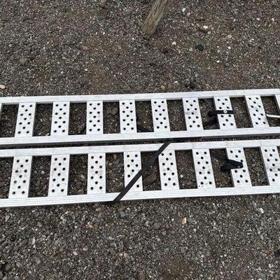 83004 • haul master 13” x 77” straight aluminum ramps
